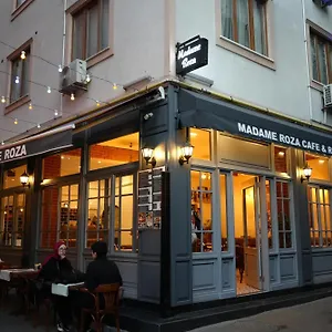 https://madame-roza.istanbul-turkeyhotels.com
